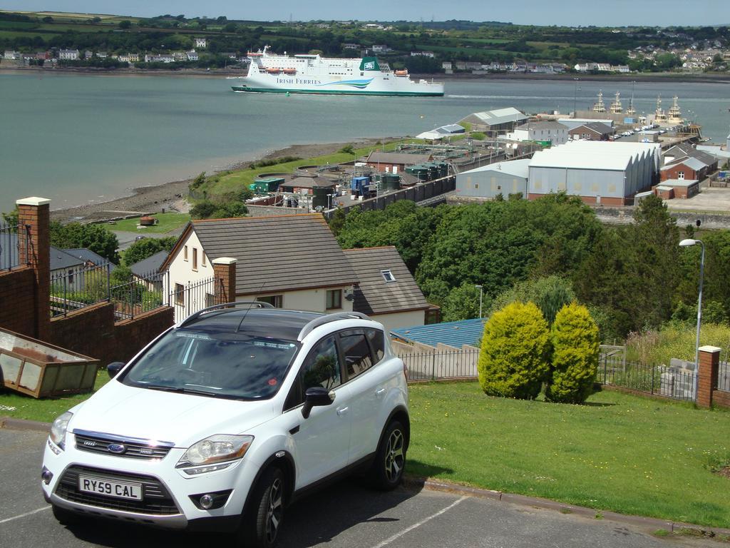 Lakeland Guest House Pembroke Dock Buitenkant foto