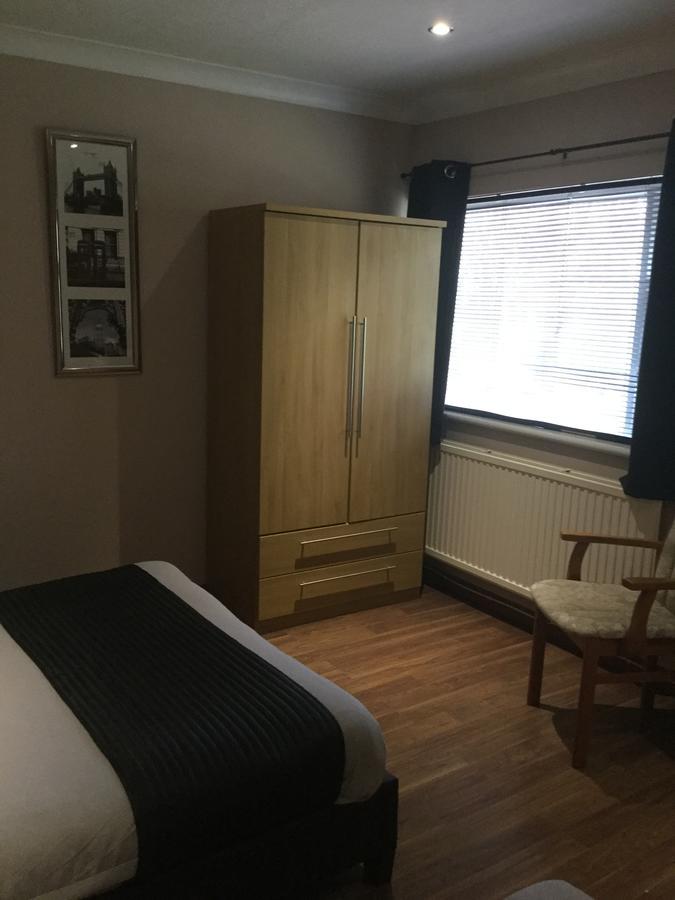 Lakeland Guest House Pembroke Dock Buitenkant foto