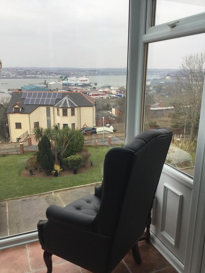 Lakeland Guest House Pembroke Dock Buitenkant foto