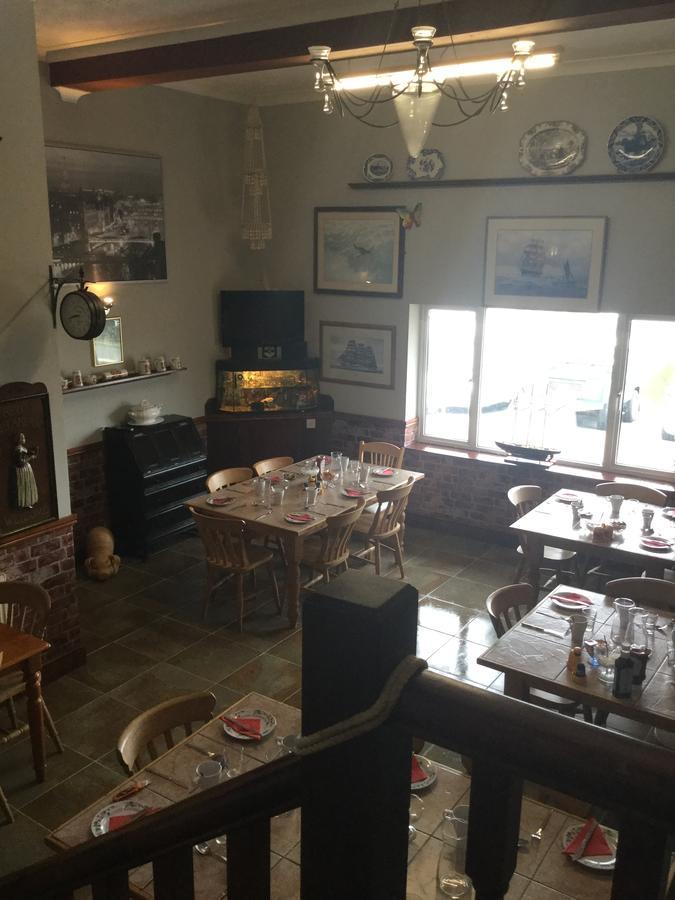 Lakeland Guest House Pembroke Dock Buitenkant foto