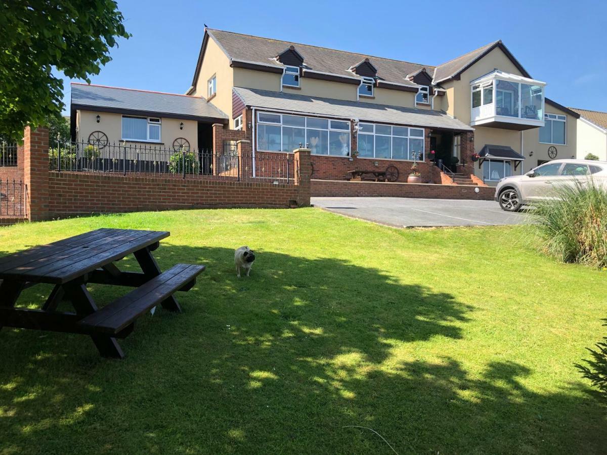 Lakeland Guest House Pembroke Dock Buitenkant foto